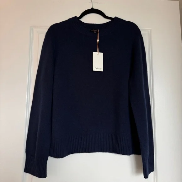 NWT! QUINCE Mongolian Cashmere Oversized Crewneck Sweater True Navy Size Medium - Picture 4 of 15